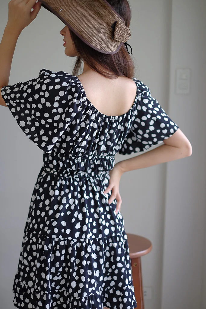 Alliyah mini dress - black printed - Image 10
