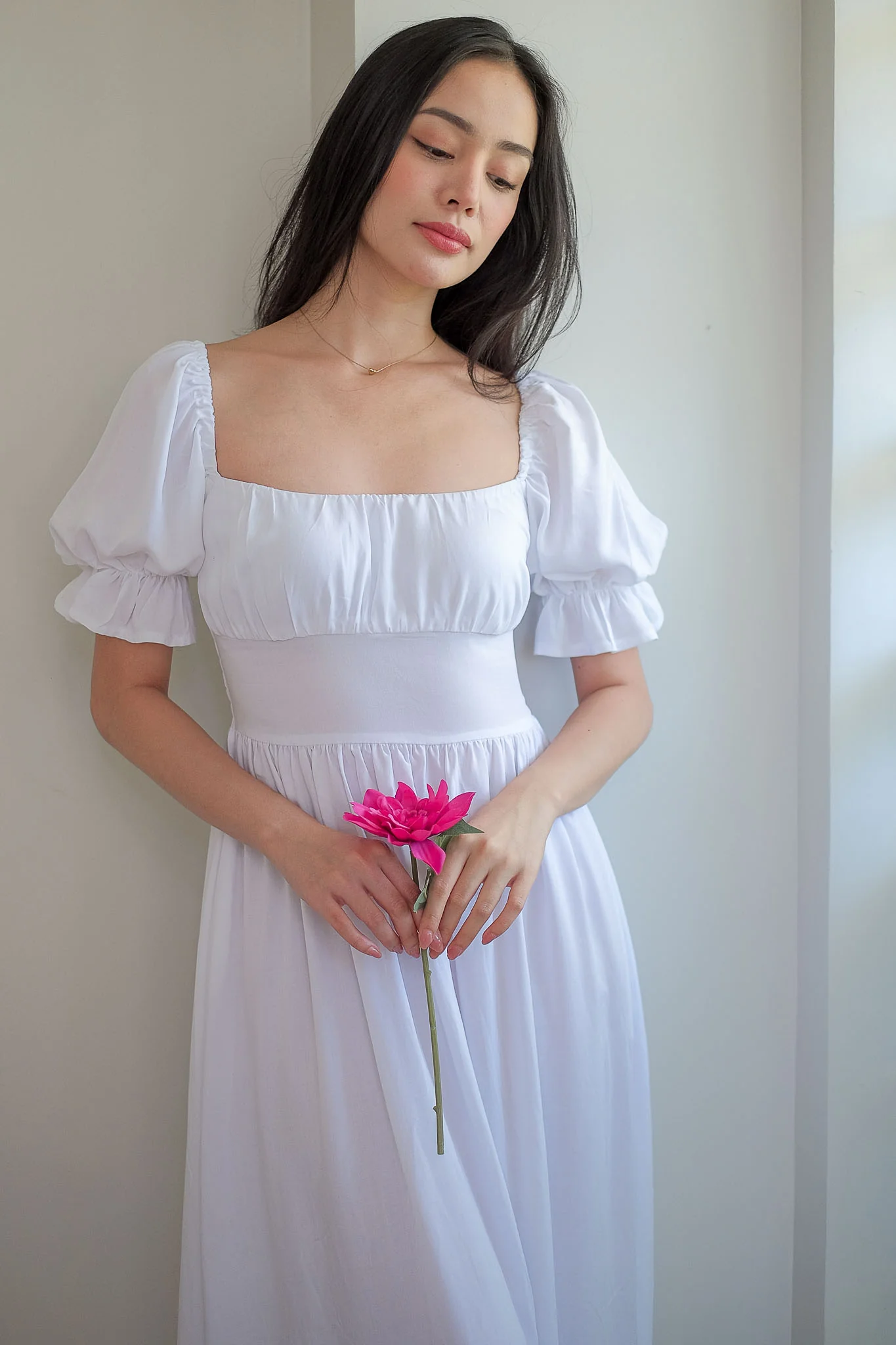 Monica Midi Dress – plain white - Image 4