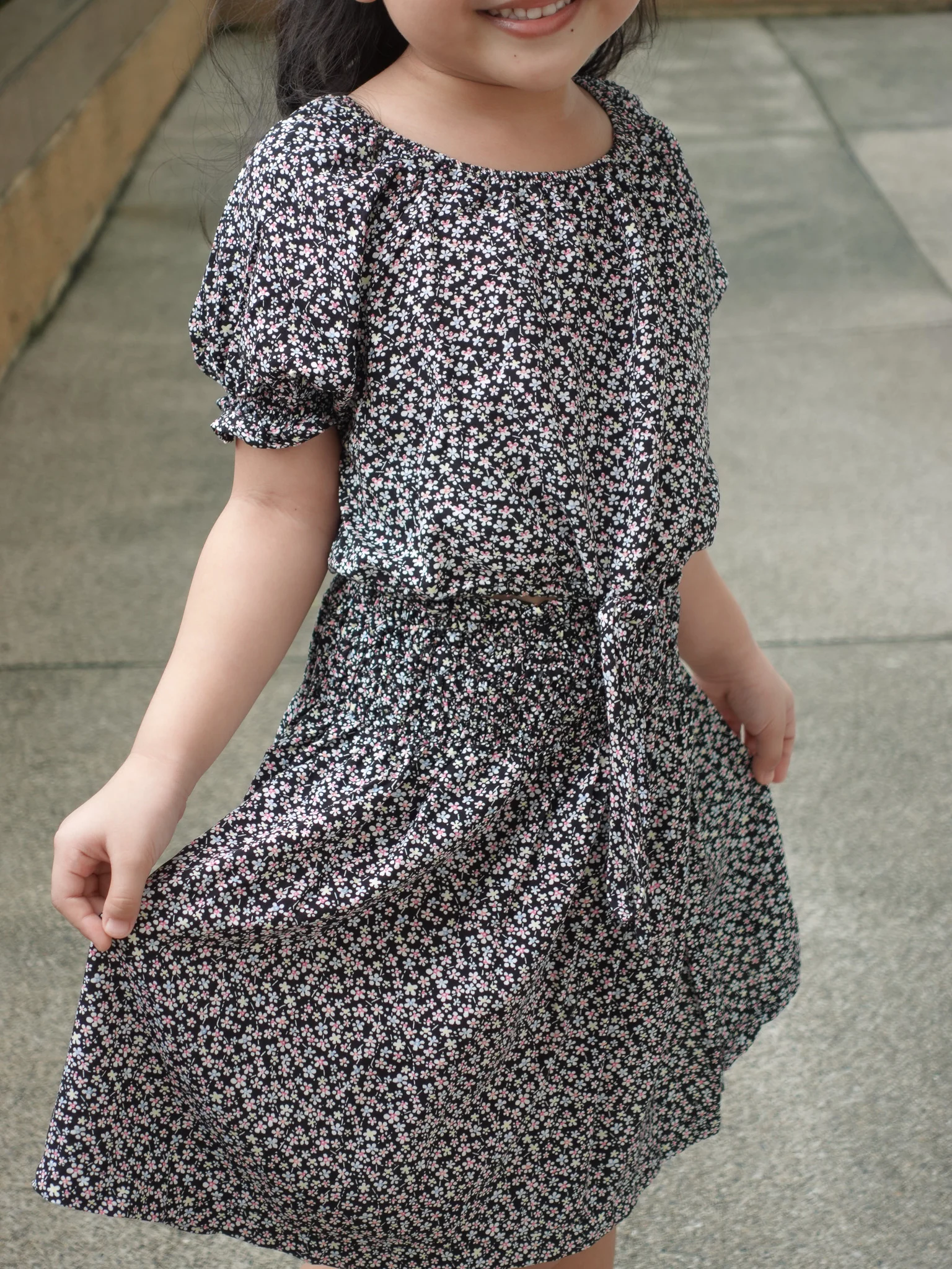 Evelyn kids set - black floral - Image 3